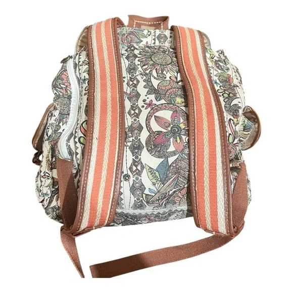 Sakroots Backpack Artist
Circle Drawstring Flap Floral
Canvas Boho Desert Owl - Picture 2 of 4